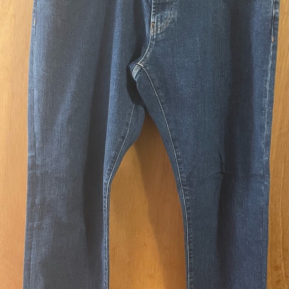 **SOLD** Giorgio Armani Five Pocket Sli Fit Jeans Light Blue - Picture 2 of 15